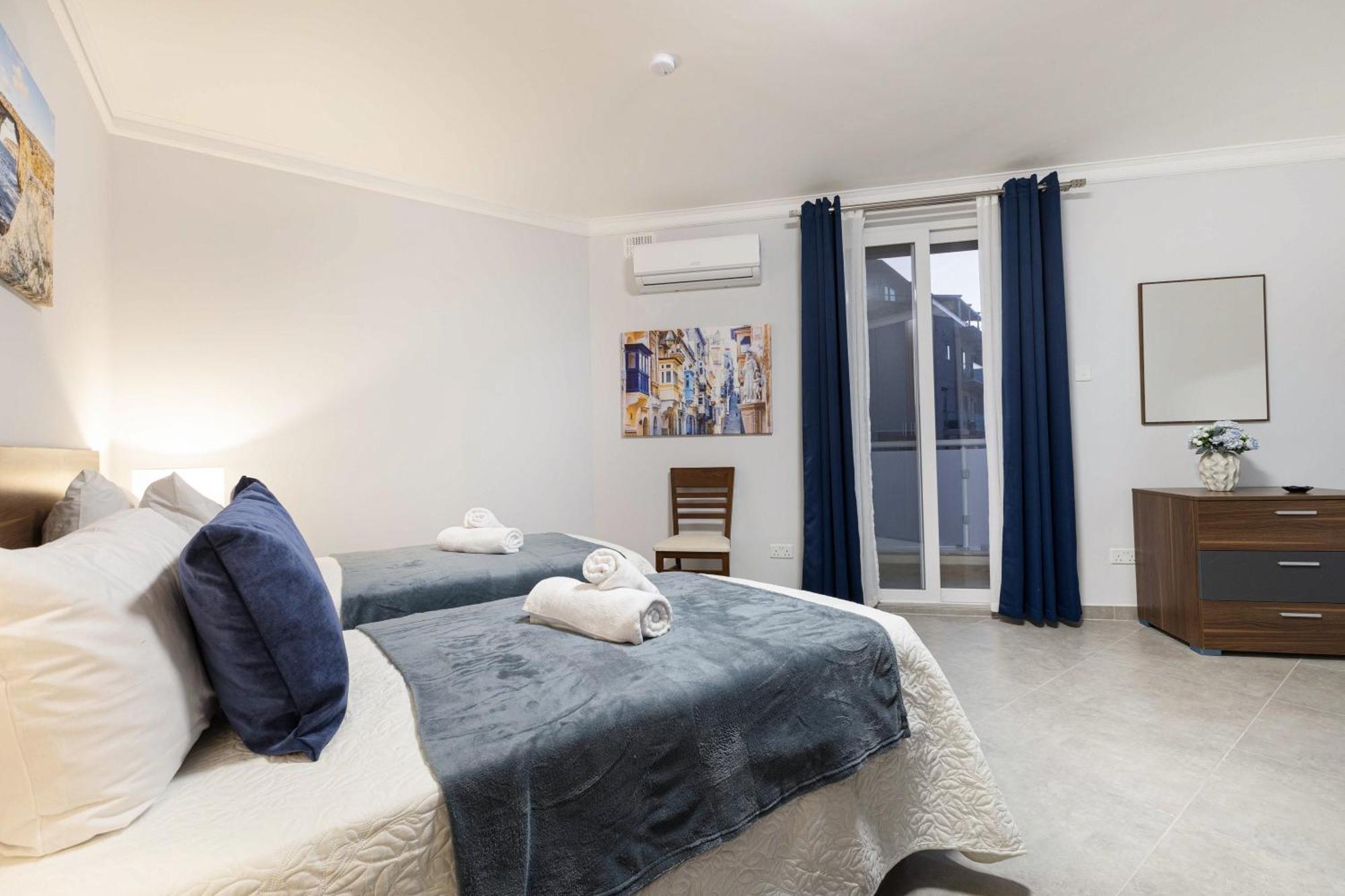 Luxurious & Spacious 2Bd Accomodation At The Podium - Yacht Marina Area, Close To Valletta Мсида Екстериор снимка